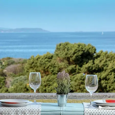 Fronte Mare Capo Testa * סנטה טרזה גאיורה